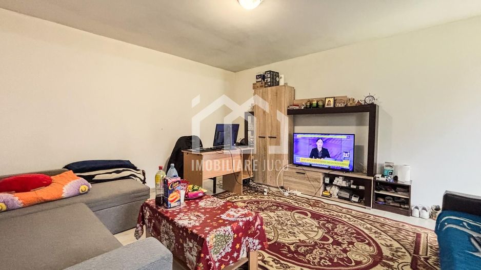 Casa individuala 3 camere, Teren 697mp, Zona linistita, Jucu de Sus - Poză 2