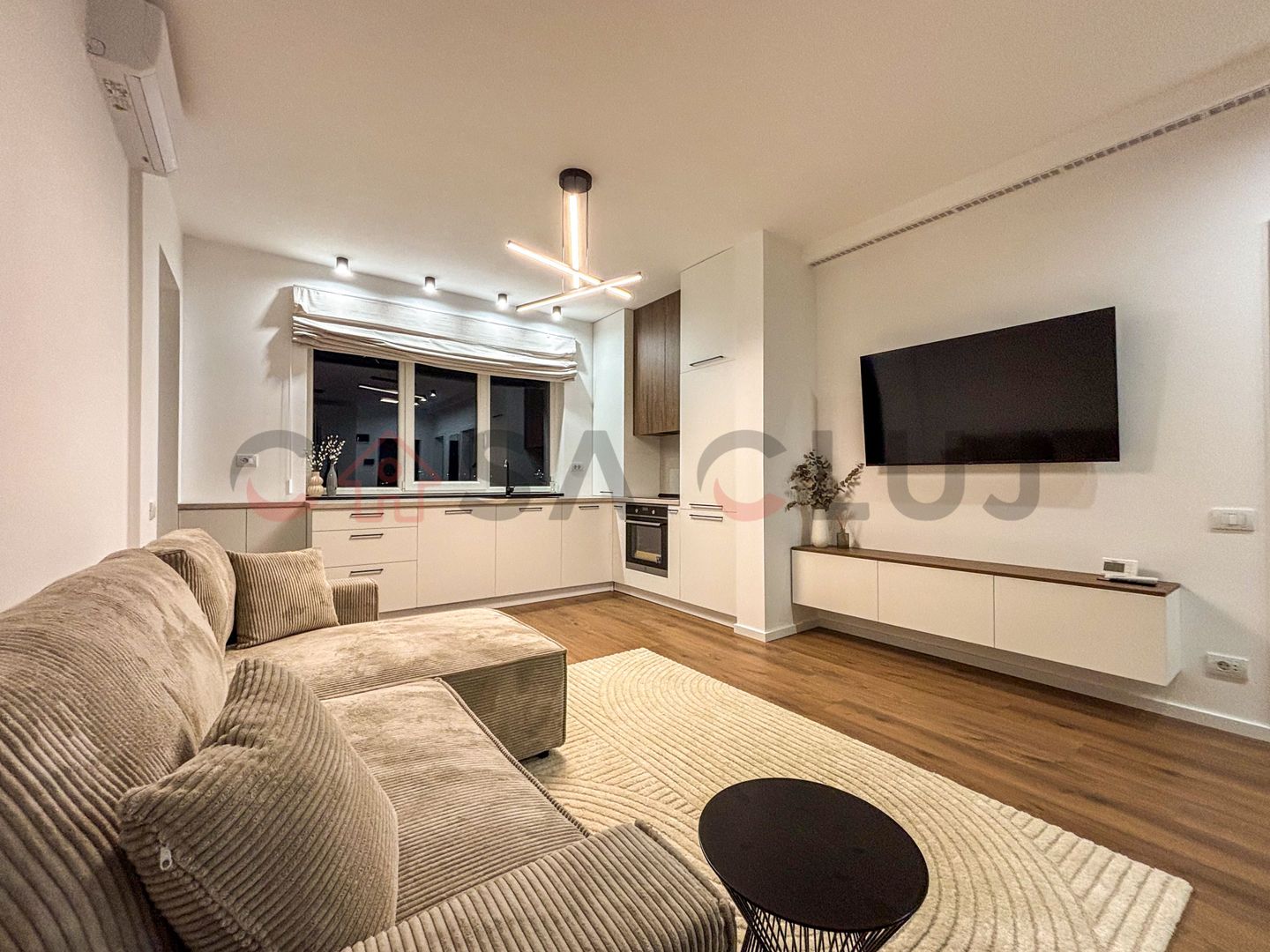 La cheie | Complex Nou | Zona BMW - Poză 1