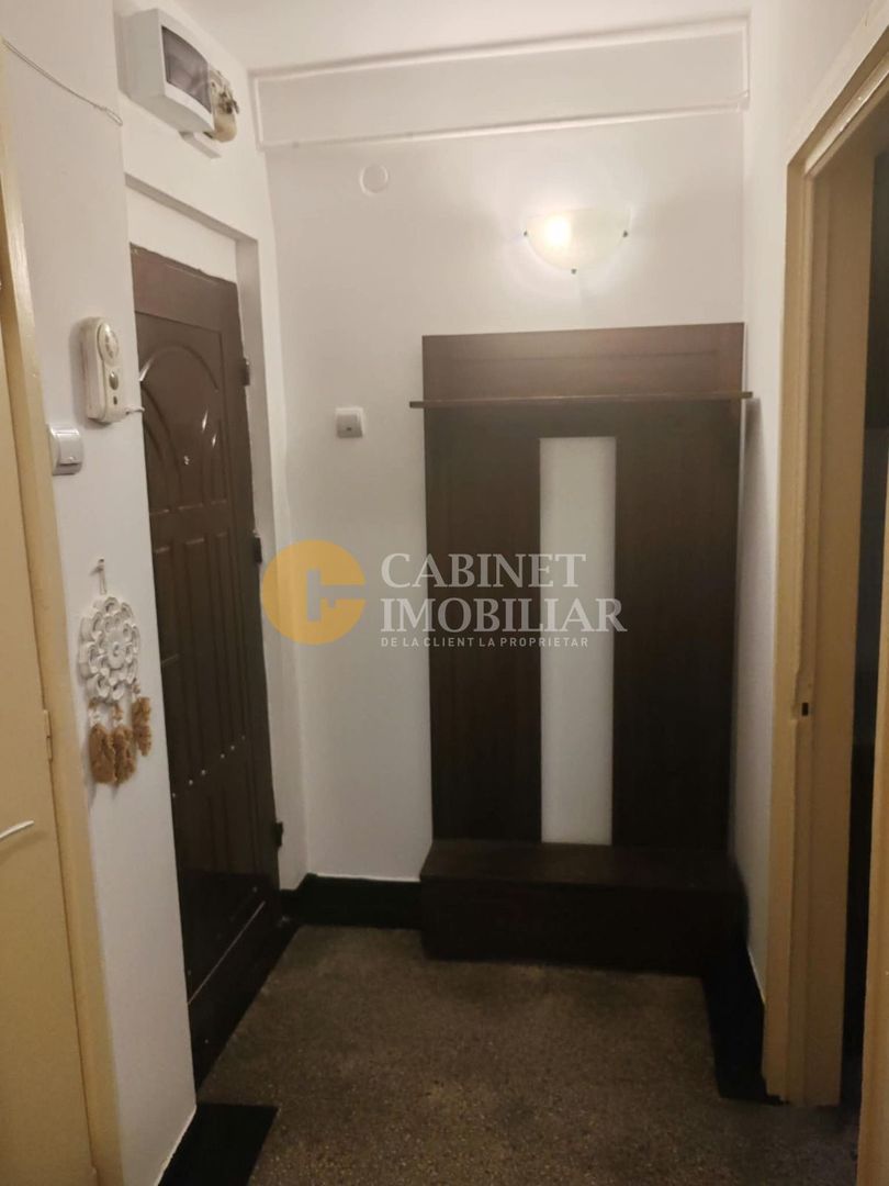 2 Camere SemiDecomandat - ETAJ 1 - Zona Podu Ros - Poză 6