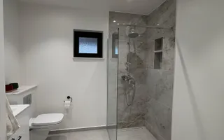 Casa de inchiriat Balotesti padure - Poză 18