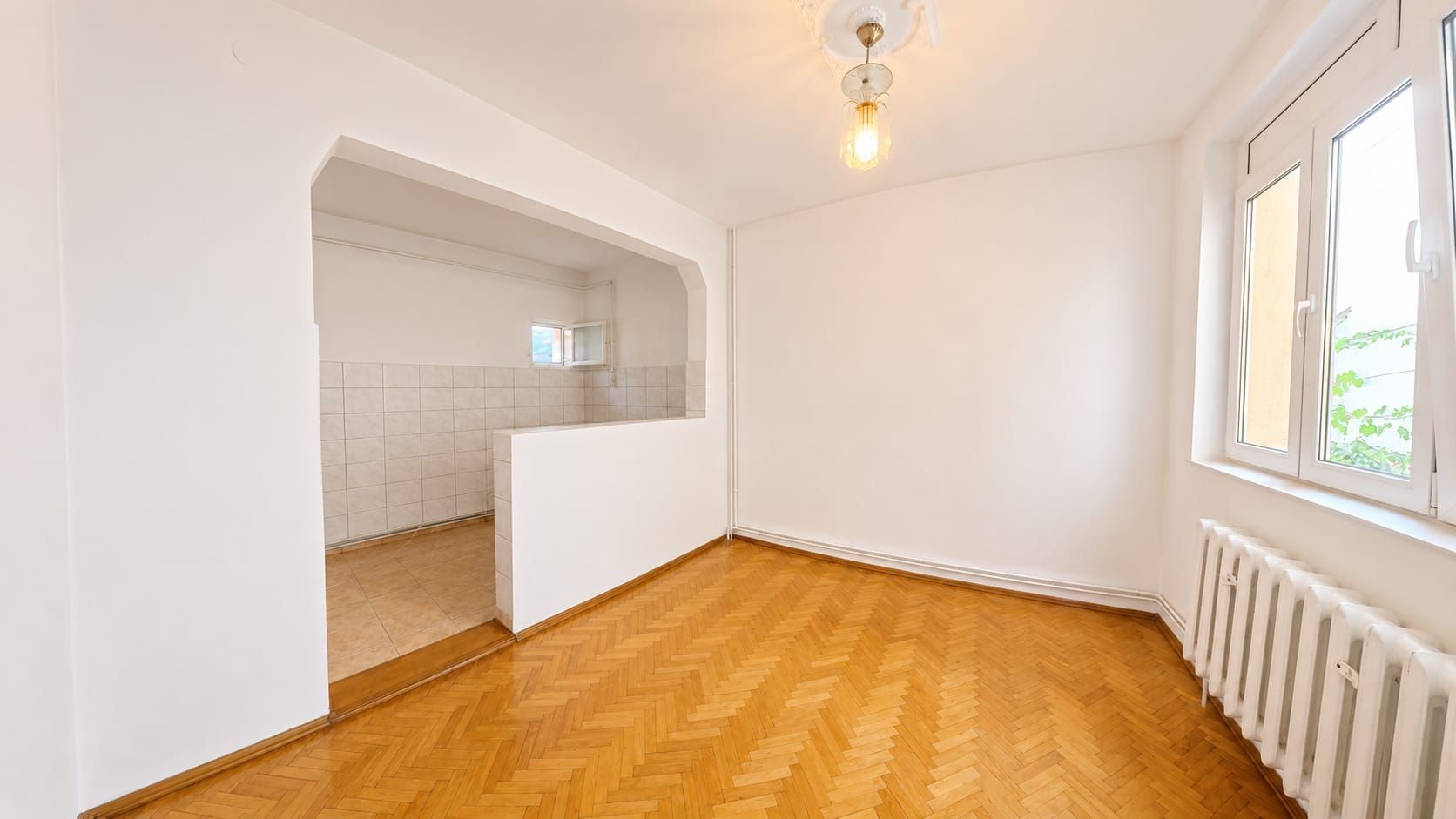Casă cu 3 dormitoare și teren de 539 mp, Satu Mare str St, O Iosif - Poză 5