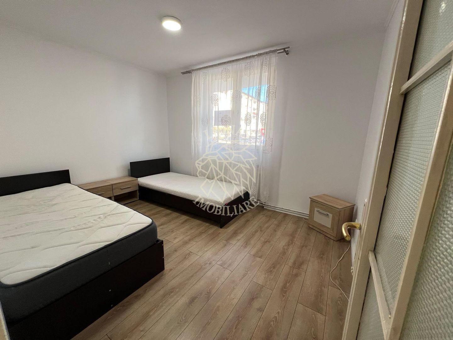 Apartament 2 camare 52 mp-parter inalt-Zona Imparat Traian - Poză 3