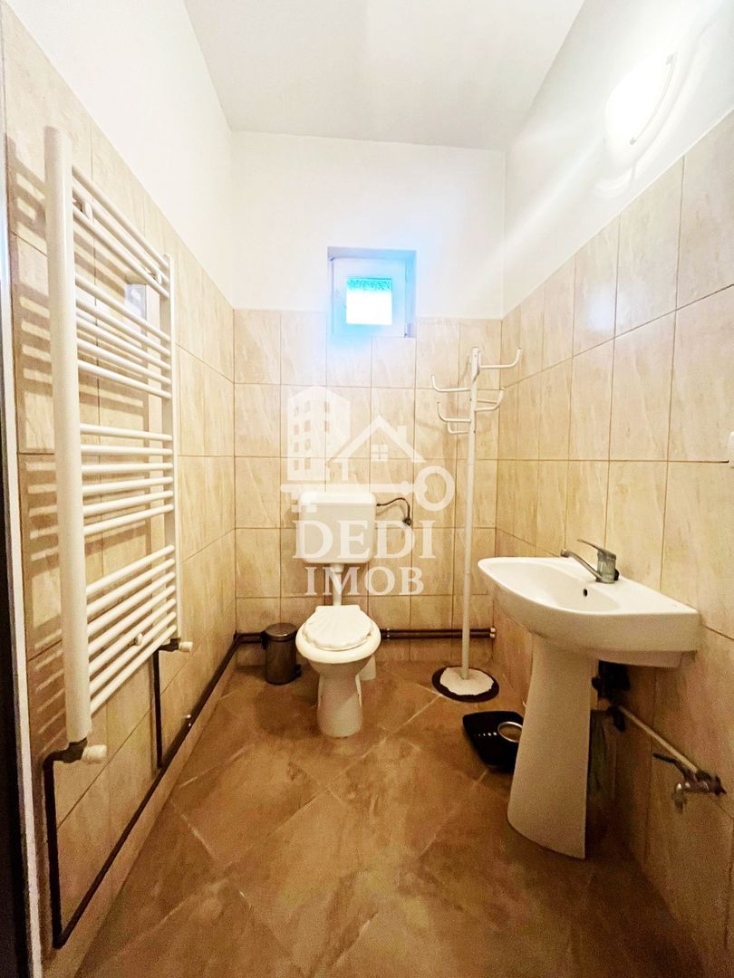 Casa de vanzare cu 3 camere in Biharia, Oradea - Poză 11