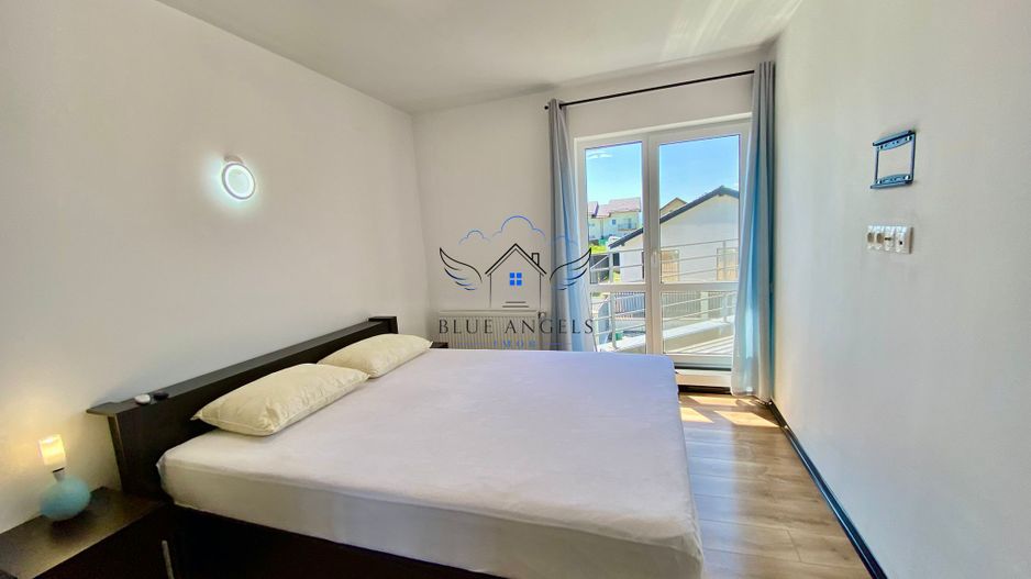 Casa tip duplex, Sanpetru, strada - Poză 8