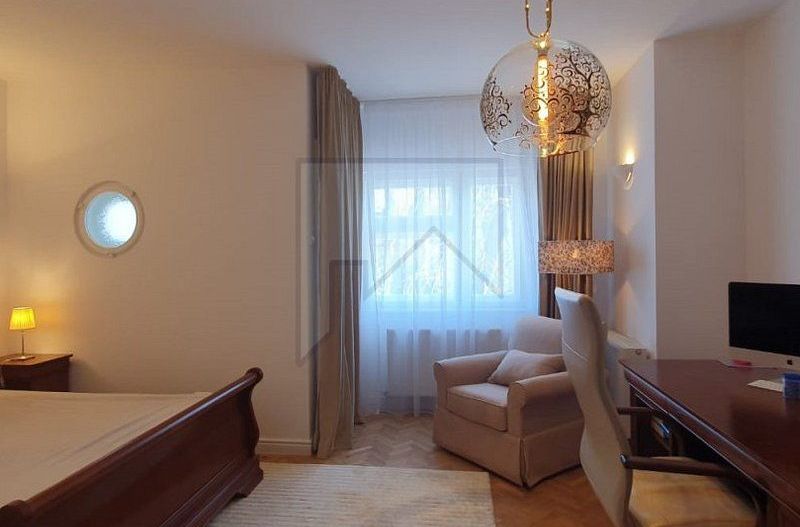 Vanzare Vila 5 camere Domenii - Poză 6