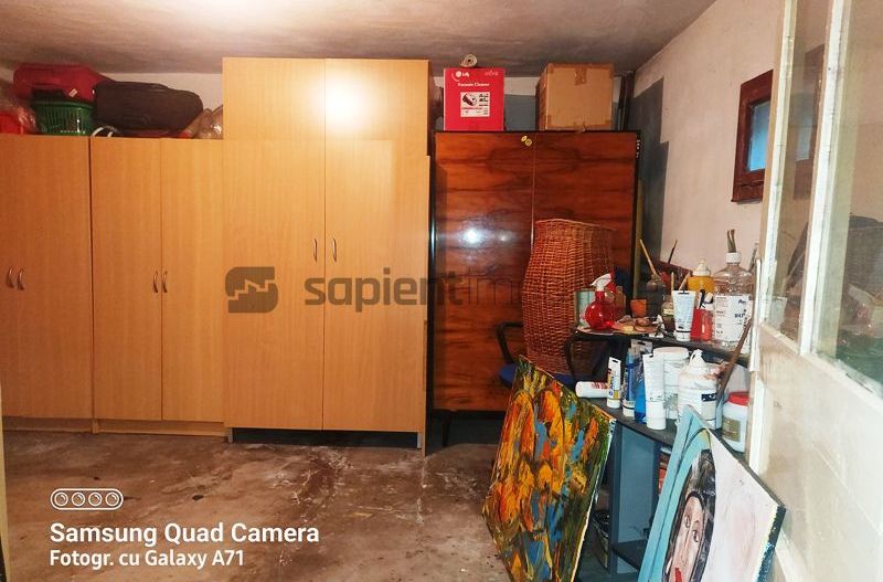 Casa cu 6 camere str.E Teodoroiu - Poză 28