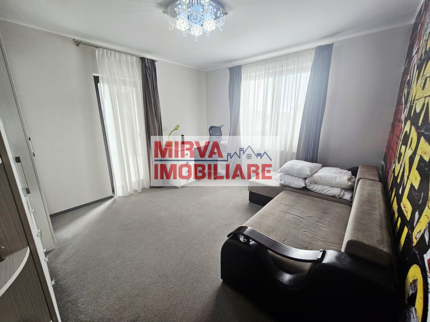 Vilă spațioasă Strejnicu S+P+1E+M, 8 camere, garaj, teren 595 mp - Poză 57