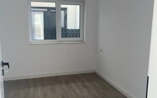 Jumătate de duplex premium, 120 mp utili, teren 256 mp, garaj și 3 dor - Poză 5
