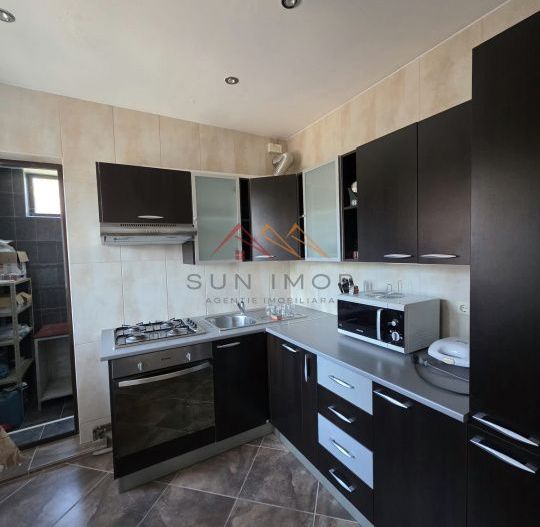 Apartament la casa, 2 camere, parcare, zona Muscel - Poză 6