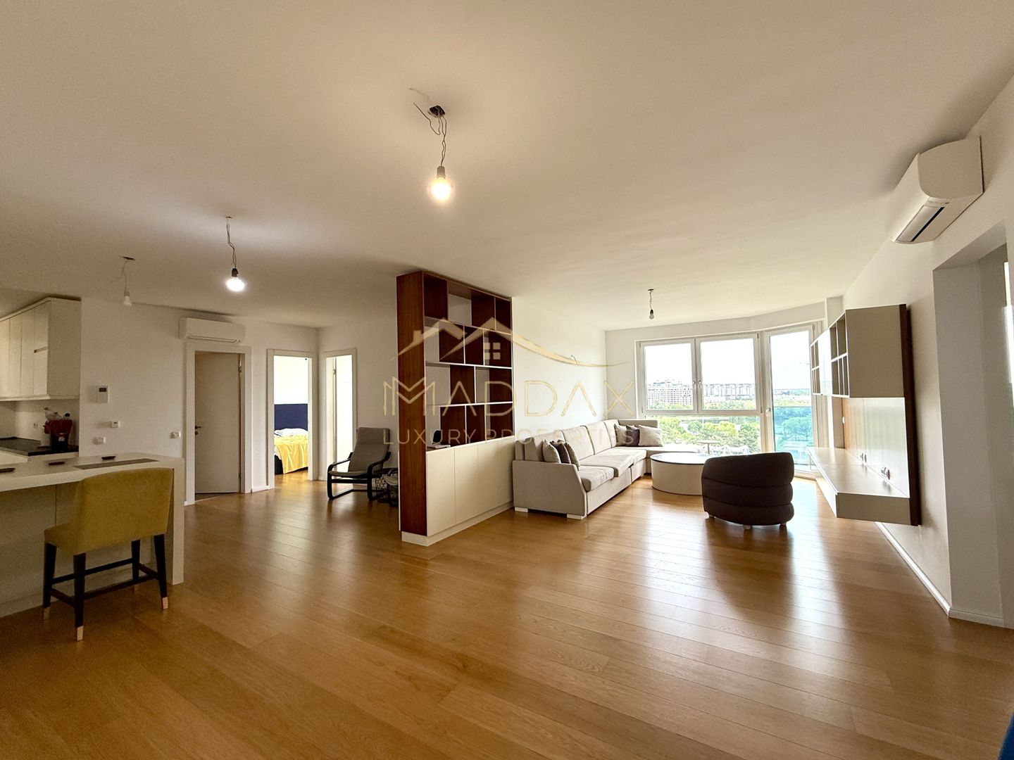 Apartament cu 4 camere  *122mp* / 1 Parcare Subetarana / Floreasca - Lake View - Poză 1