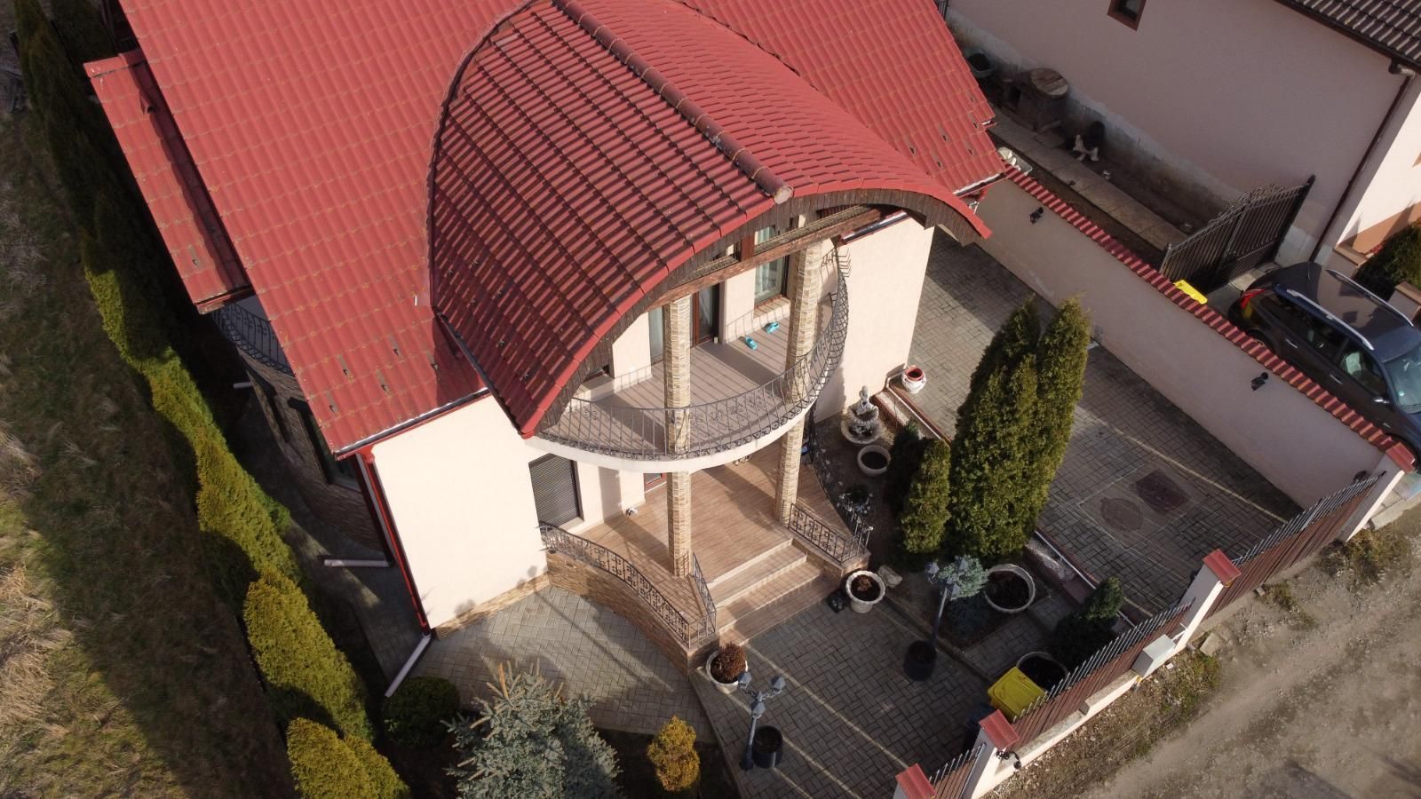 Casa moderna, individuala cu Garaj - Sura Mare - Poză 14