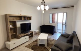 Apartament spațios de închiriat 3 camere Racadau - Poză 1