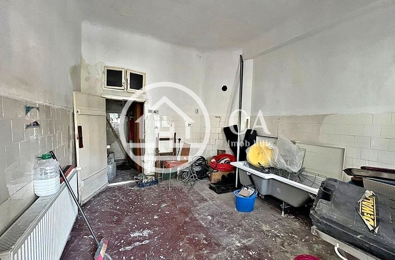 Apartament 2 camere de vânzare la curte comuna în zona Ultracentrală - Poză 7