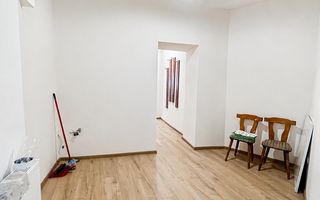 Apartament Ultracentral, renovat, etajul 1, centrala pe gaz - Poză 7
