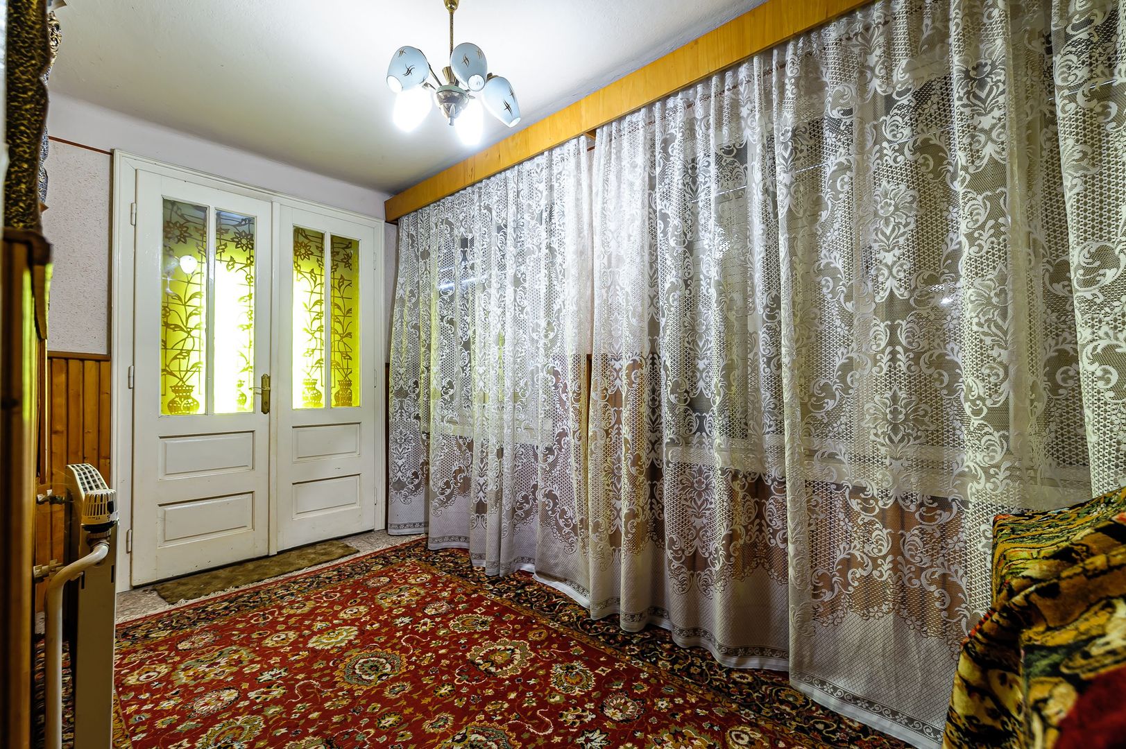 Casă frumoasă la Săvârșin - Poză 4