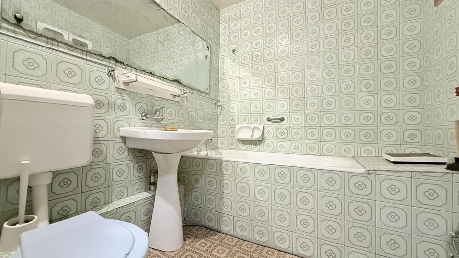 3 camere | Teiul Doamnei | Bloc din 83 | Reabilitat - Poză 11