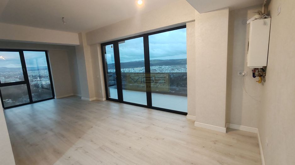 Copou-Stadion- Intabulat - Bloc nou - View Panoramic! - Poză 1