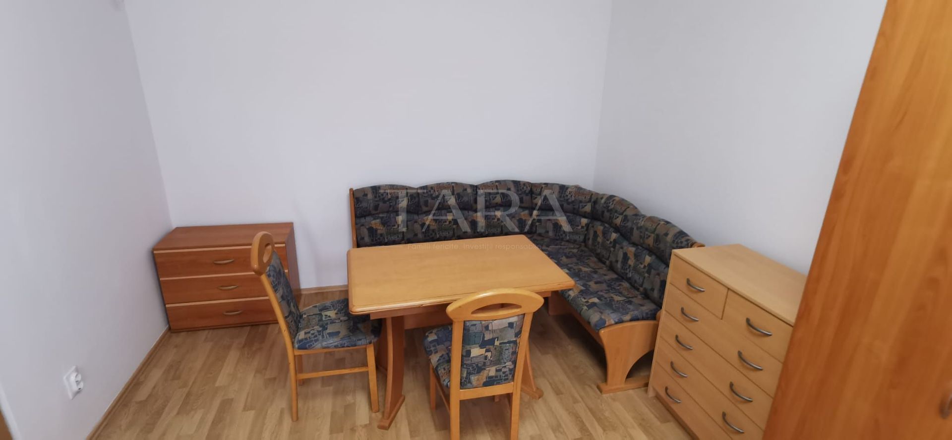 Apartament 2 camere decomandat, zona Petrom Baciu, mansardă înaltă. - Poză 2