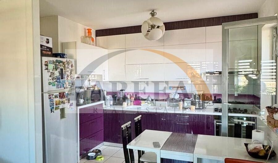 De vanzare - 3 camere decomandat etaj 4 - Splaiul Unirii - Poză 4