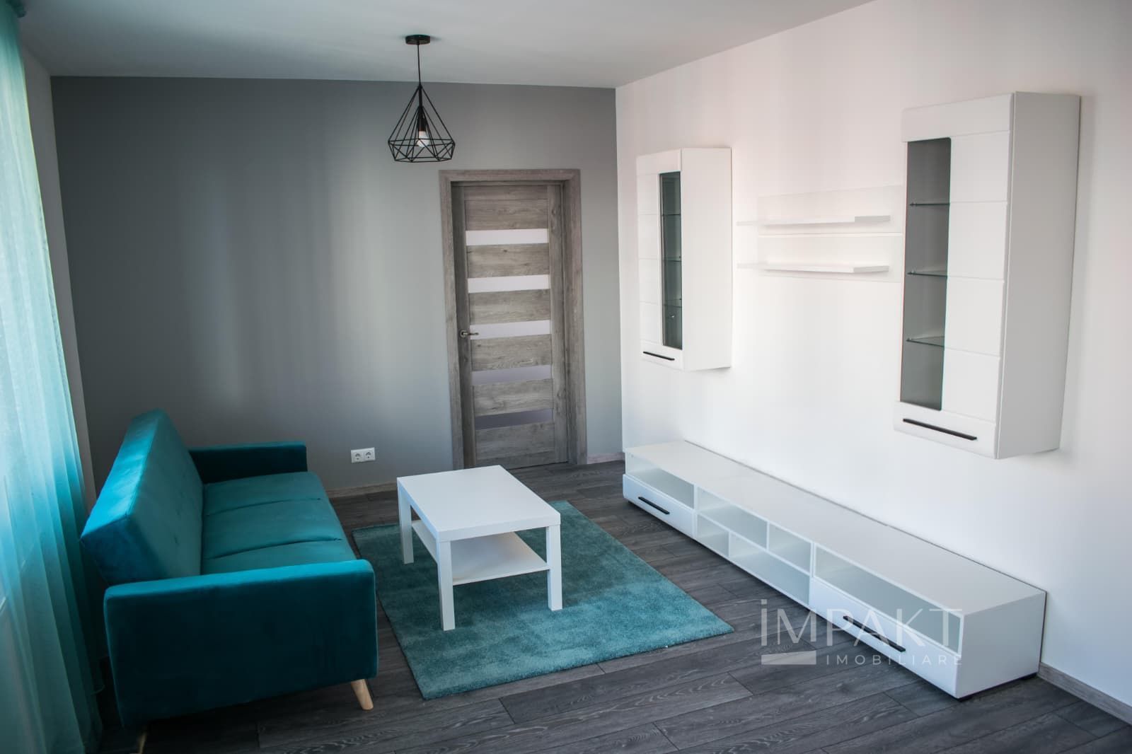Apartament modern cu 2 camere, etaj intermediar, zona Semicentrala! - Poză 1