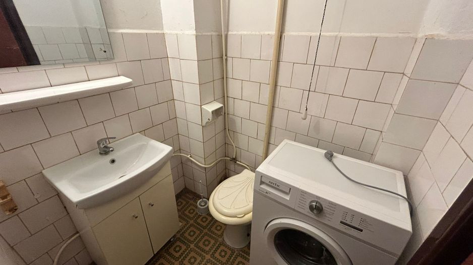 Apartament 3 camere, etaj 3 - zona Cetate - Poză 8