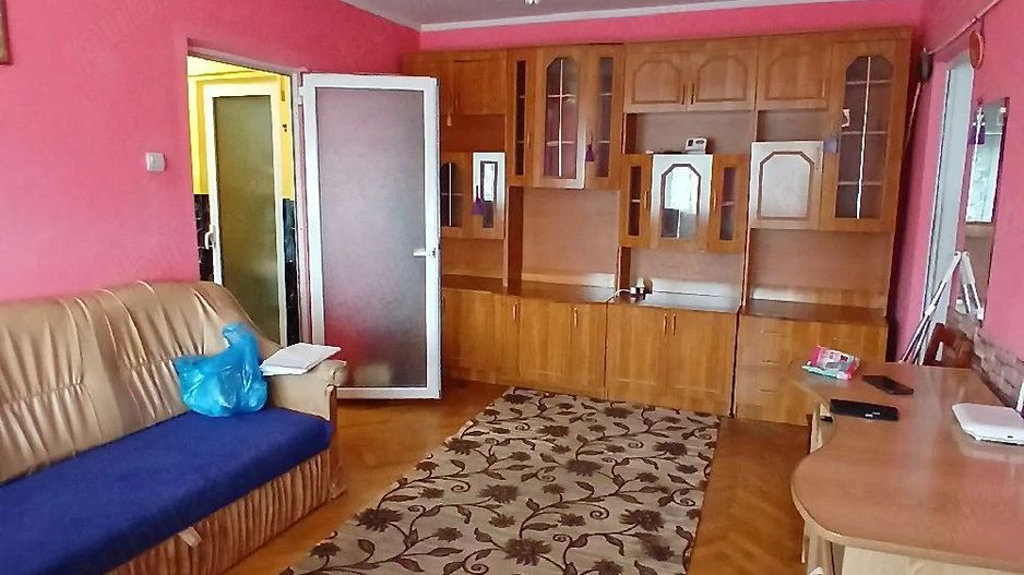 De inchiriez apartament 2 camere , Tiglina 1, 350 euro - Poză 1