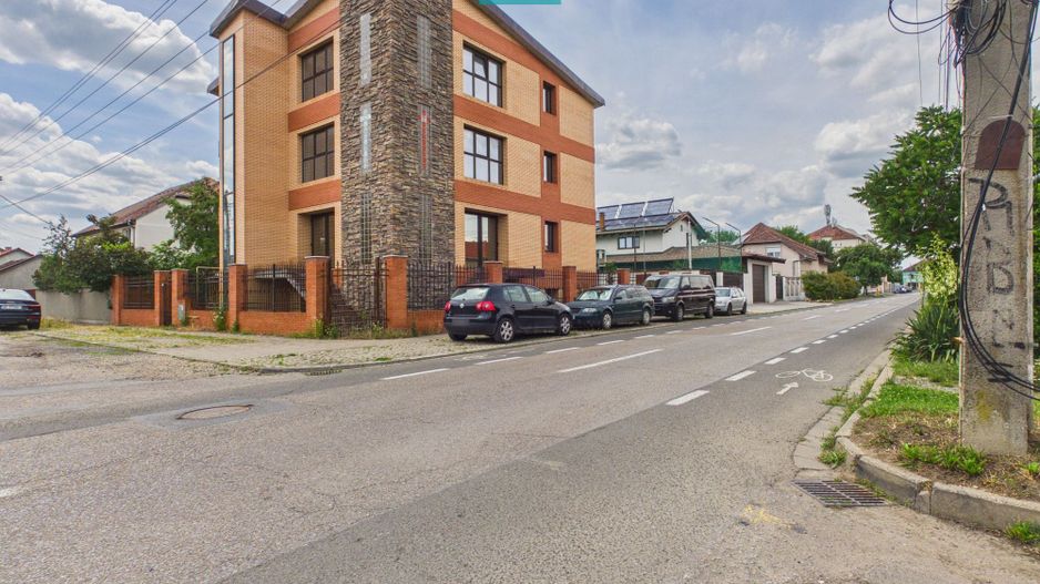 Clădire comercială în zona Grădiște - Poză 5