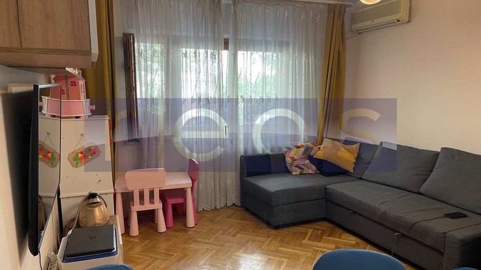 VANZARE APARTAMENT 3 CAMERE DOROBANTI RADU BELLER DECOMANDAT 64MP - Poză 2