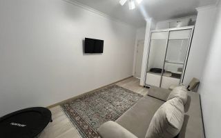 Apartament cu 3 camere de vânzare - Poză 12