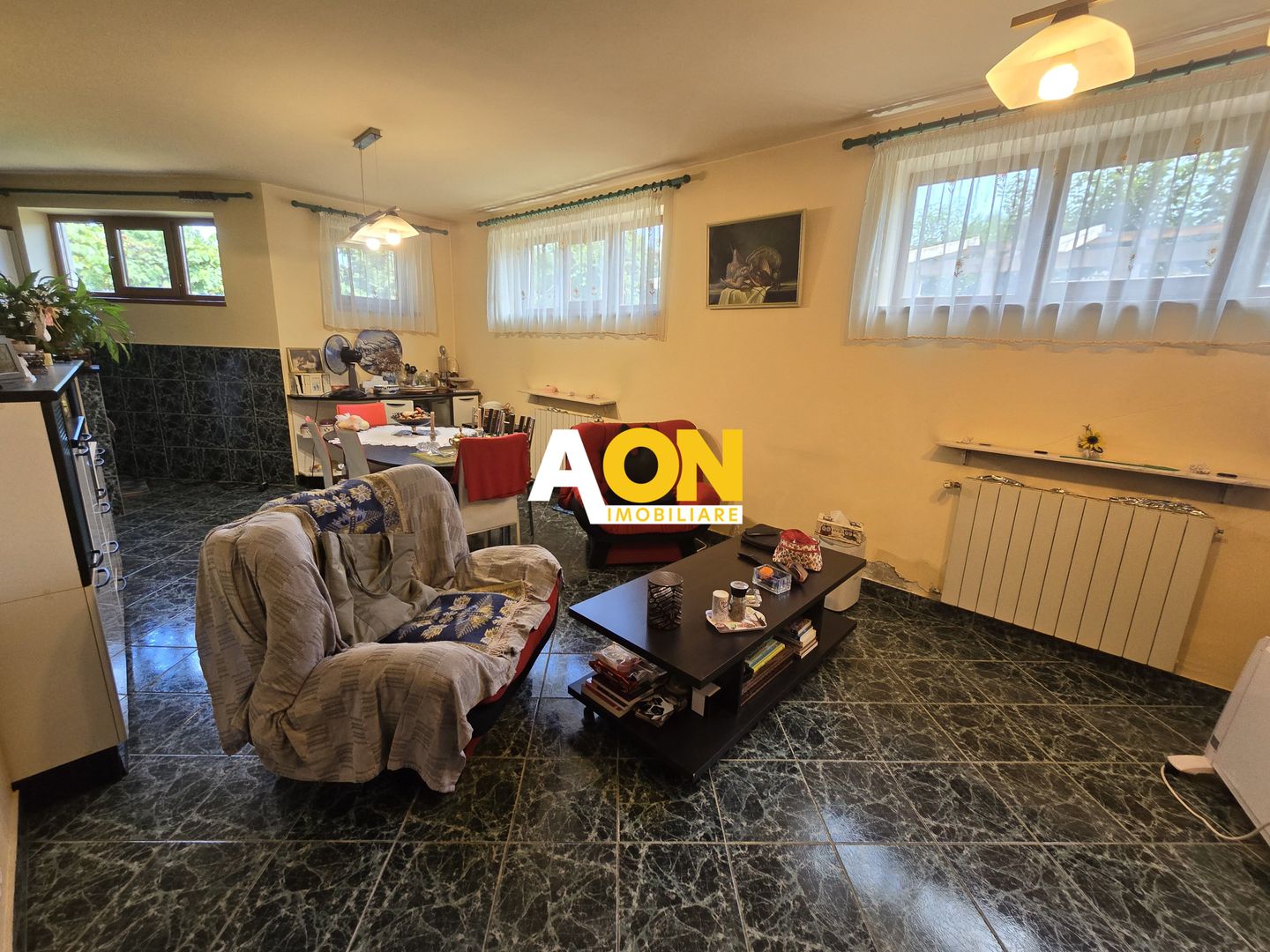 Vila cu 6 Camere,  Zona Centrala - Poză 15