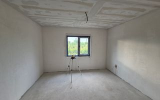 Casa P+1 in comuna 1 Decembrie - str. Victoriei - Poză 5