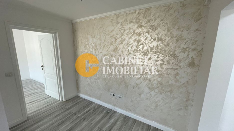 APARTAMENT 2 CAMERE DECOMANDAT - GARA  (RENOVAT) - Poză 5