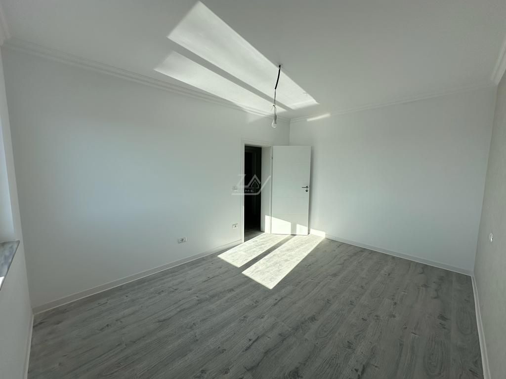 Asfalt. Loc de parcare. Etaj 1. - Poză 7