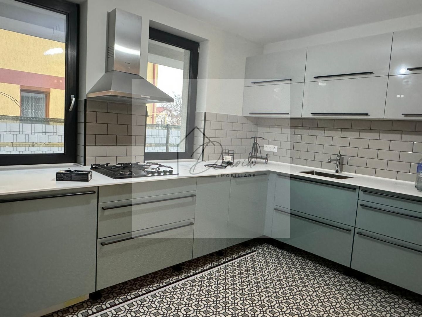 COM 0% I Vila 5 camere LUX Pipera I Cartier Henri Coanda locatie buna - Poză 11