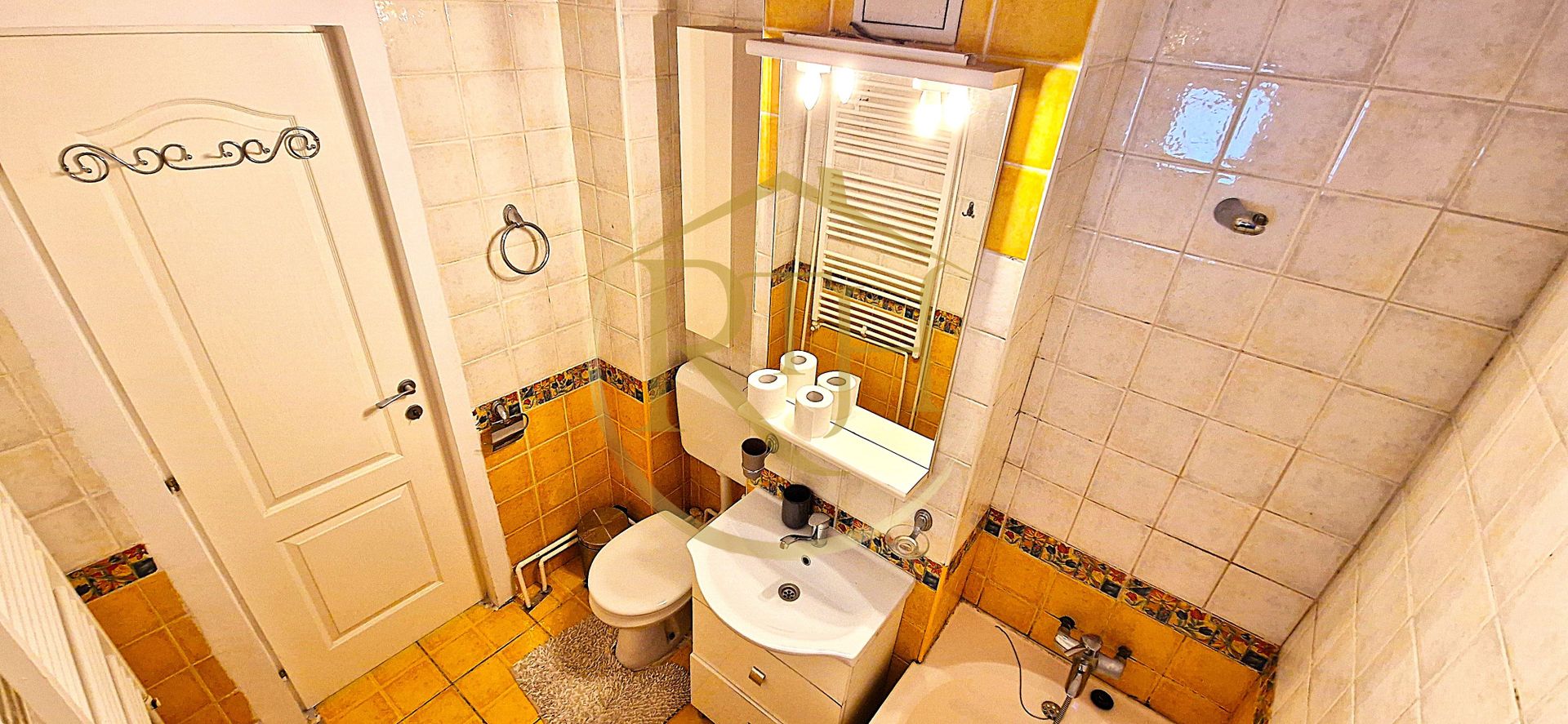 Inchiriez apartament cochet cu 3 camere in complexul studentesc - Poză 17