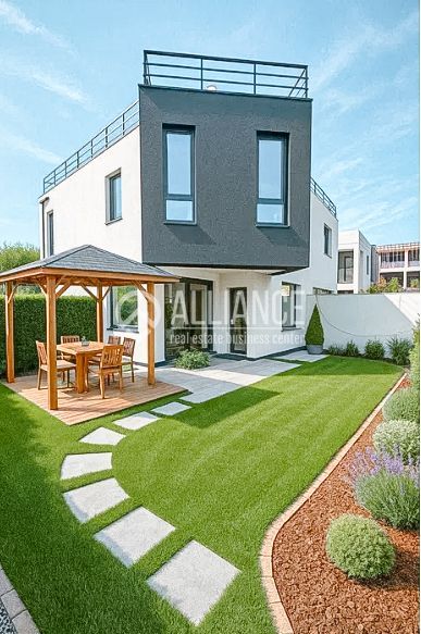 PALAZU MARE(COD 05) - Curte proprie. Vedere panoramică spre lac. - Poză 1