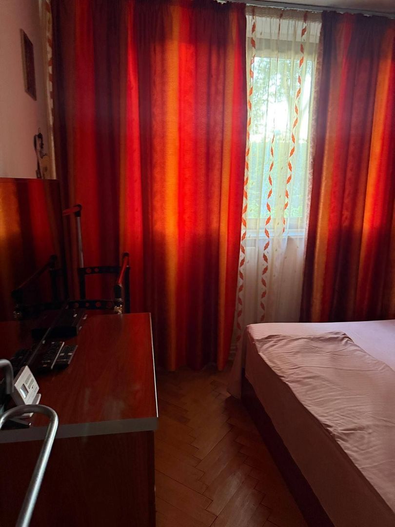De inchiriat apartament 2 camere,  Tiglina 1, mobilat si utilat - Poză 3