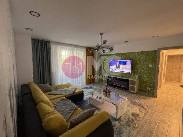 Apartament de Lux cu 2 Camere, Vedere la Bulevard, Zona Unirii-Burebista. - Poză 3