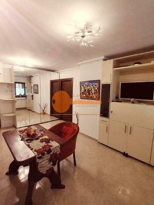 Apartament 2 camere de vânzare – Calea Moșilor, aproape de Bd. Dacia - Poză 1