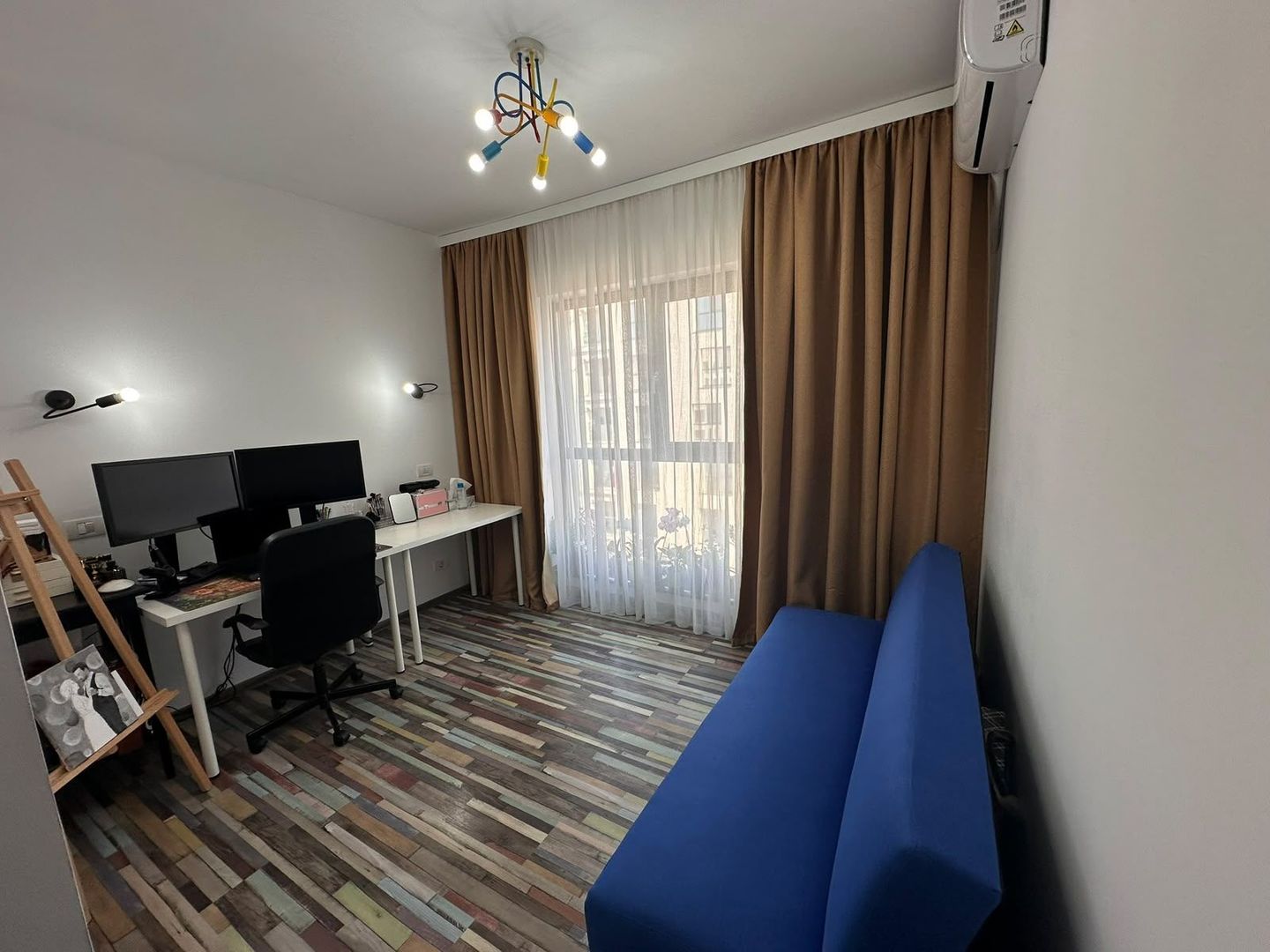 Apartament cu 3 camere, situat intr-un loc nou+ 2 locuri de parcare+ boxa - Poză 4