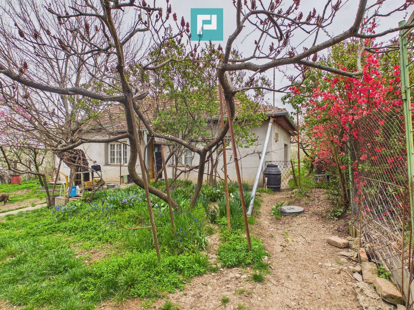 Ieftin - Casă cu teren 842mp, zona Dealuri, Oradea - Poză 14