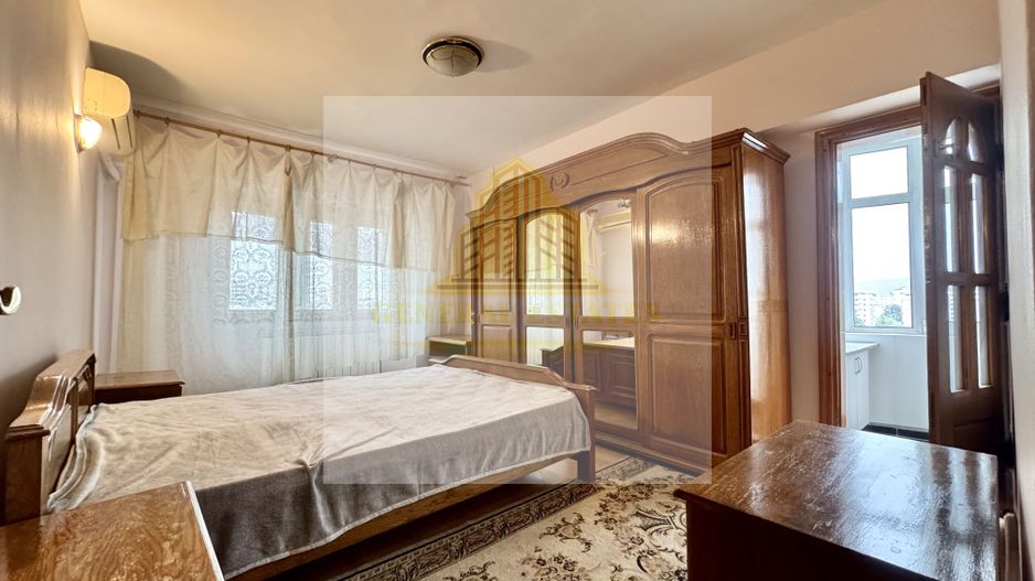 Spre Vânzare apartament cu 3 camere, în Centru, Păcurari - Poză 12