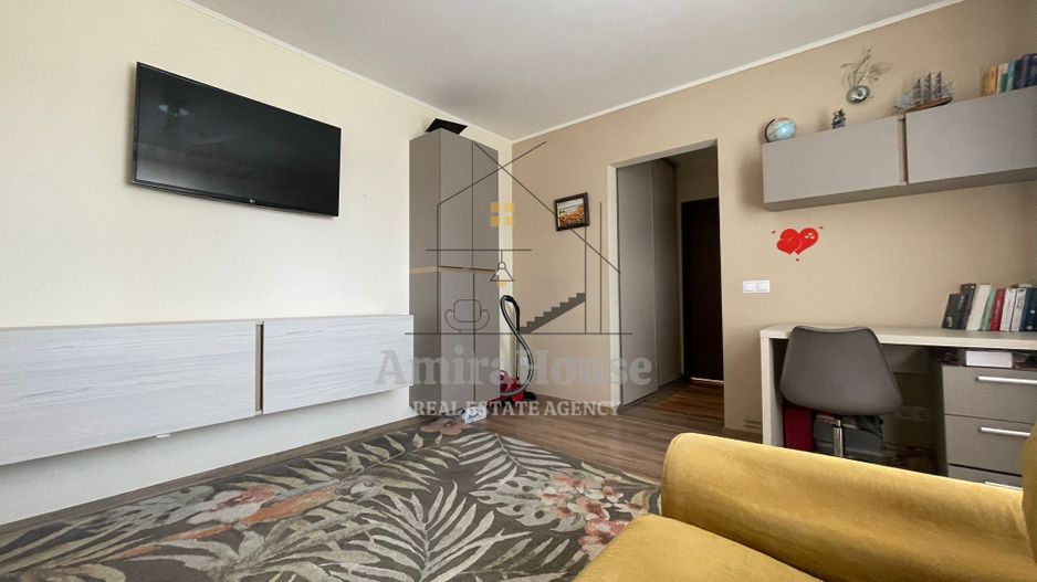 Apartament 2 camere, etaj 2, Grigorescu zona str Alexandru Vlahuta - Poză 1