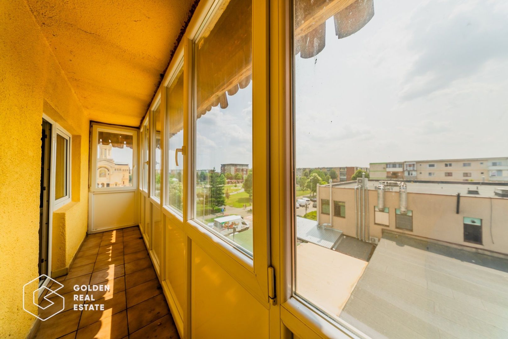 Apartament 2 camere, etaj 3, vedere spre parc, Micalaca Orizont - Poză 16