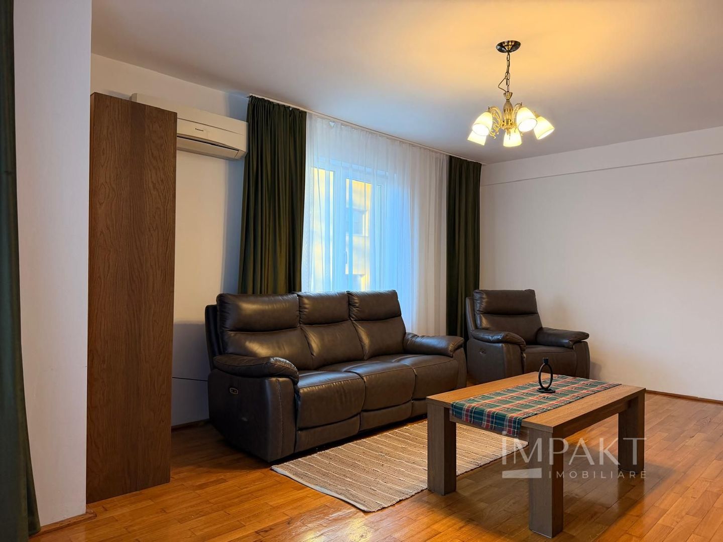Apartament spațios cu 3 camere și 2 parcări subterane, în Gheorgheni - Poză 2