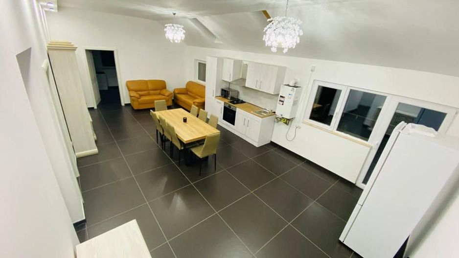 Apartament 3 camere Dumbravita - Poză 2