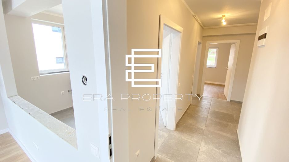 Penthouse 4 camere, 103 mp -intabulat - zona Aeroport Sibiu - Poză 10