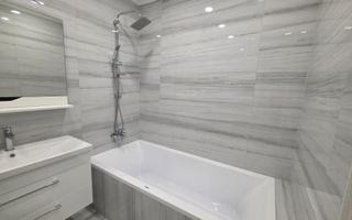 Apartament cu 2 camere, Centru, Chișinău - Poză 10