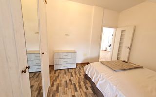 Apartament 3 Camere, 94 mp, Decomandat, Zona Foarte Buna - Poză 10