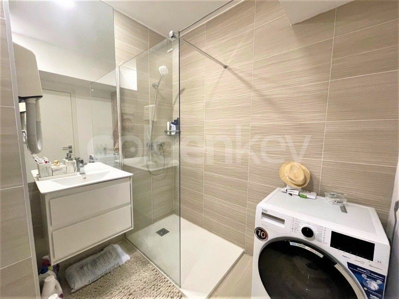Proprietar vând Apartament 2 camere lângă plaja - Poză 3
